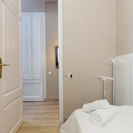Apartment Housalia Sagrada Familia